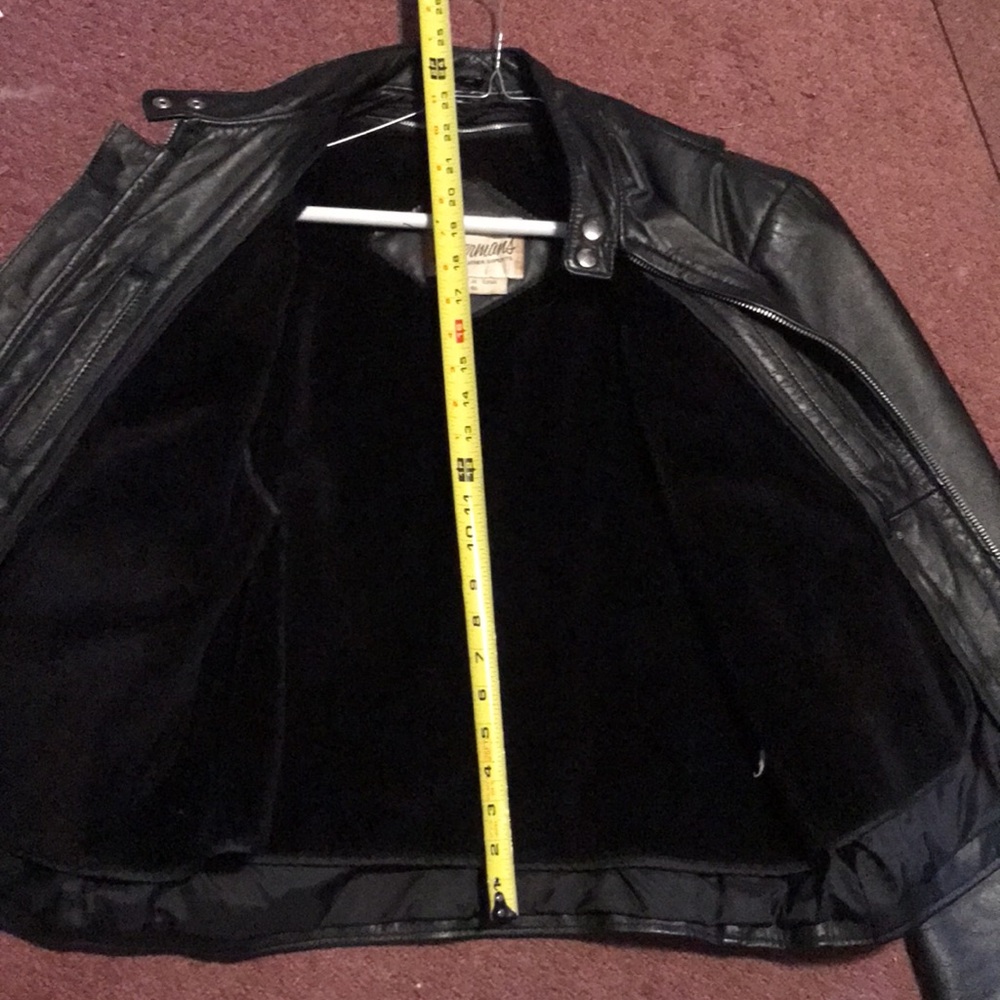 Vintage authentic Mens BERMANS Heavy Black Leather jacket size 40. - Picture 12 of 12